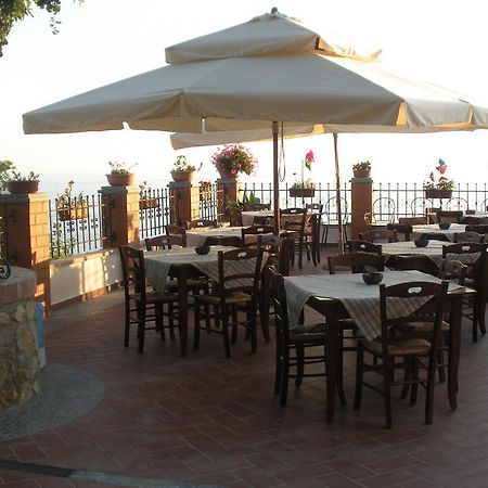 Agritursmo Montesalerno Villa Diamante Kültér fotó