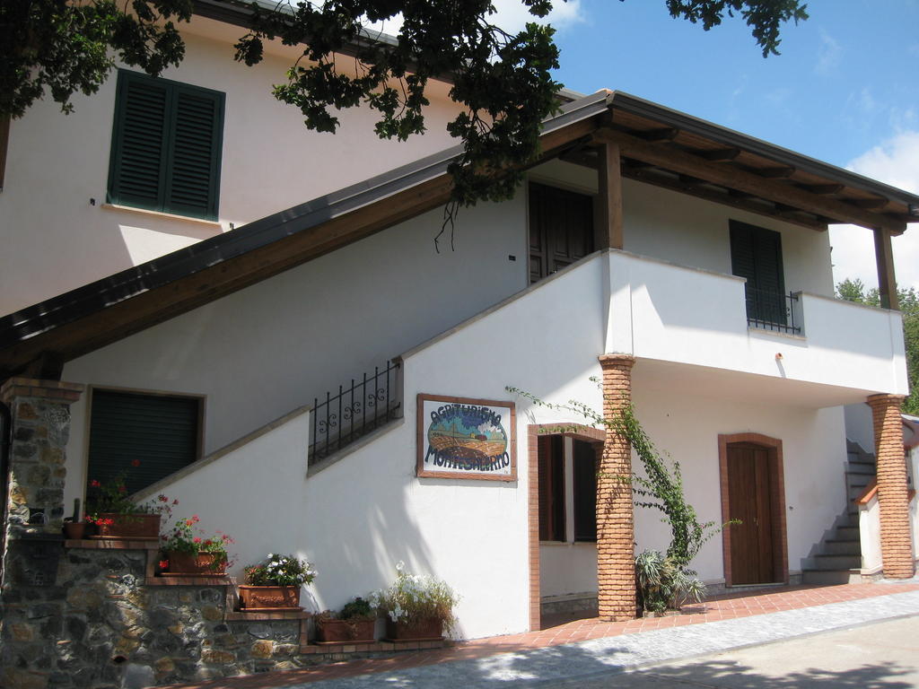 Agritursmo Montesalerno Villa Diamante Kültér fotó